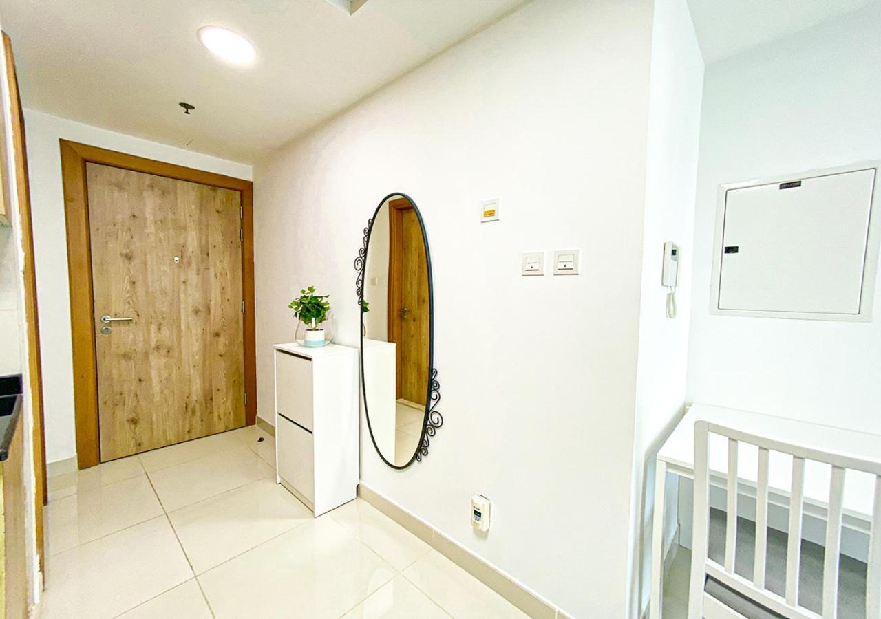 Walk To The Beach Or Enjoy The Amazing View From The Balcony Apartamento Dubai Exterior foto