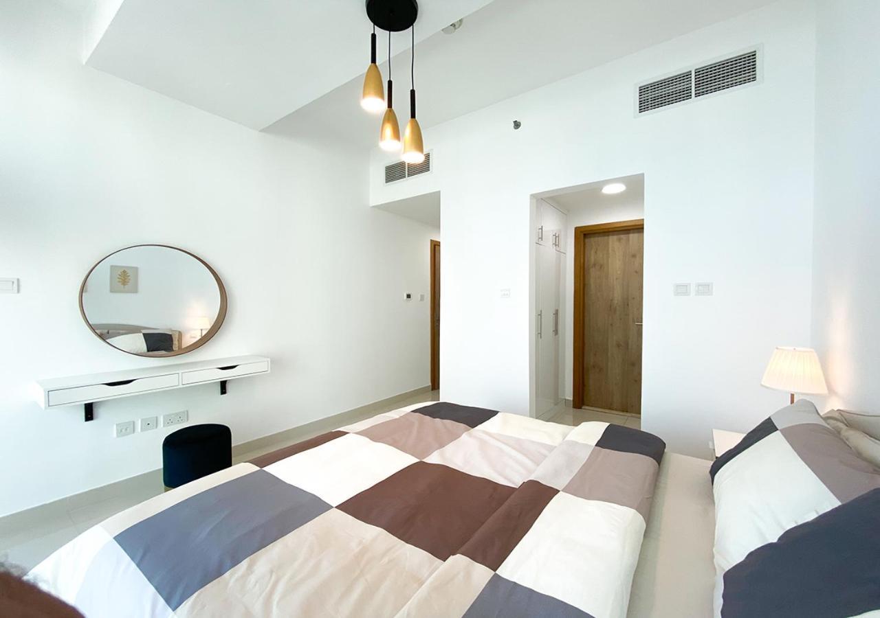 Walk To The Beach Or Enjoy The Amazing View From The Balcony Apartamento Dubai Exterior foto