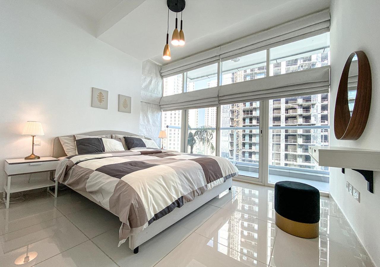 Walk To The Beach Or Enjoy The Amazing View From The Balcony Apartamento Dubai Exterior foto