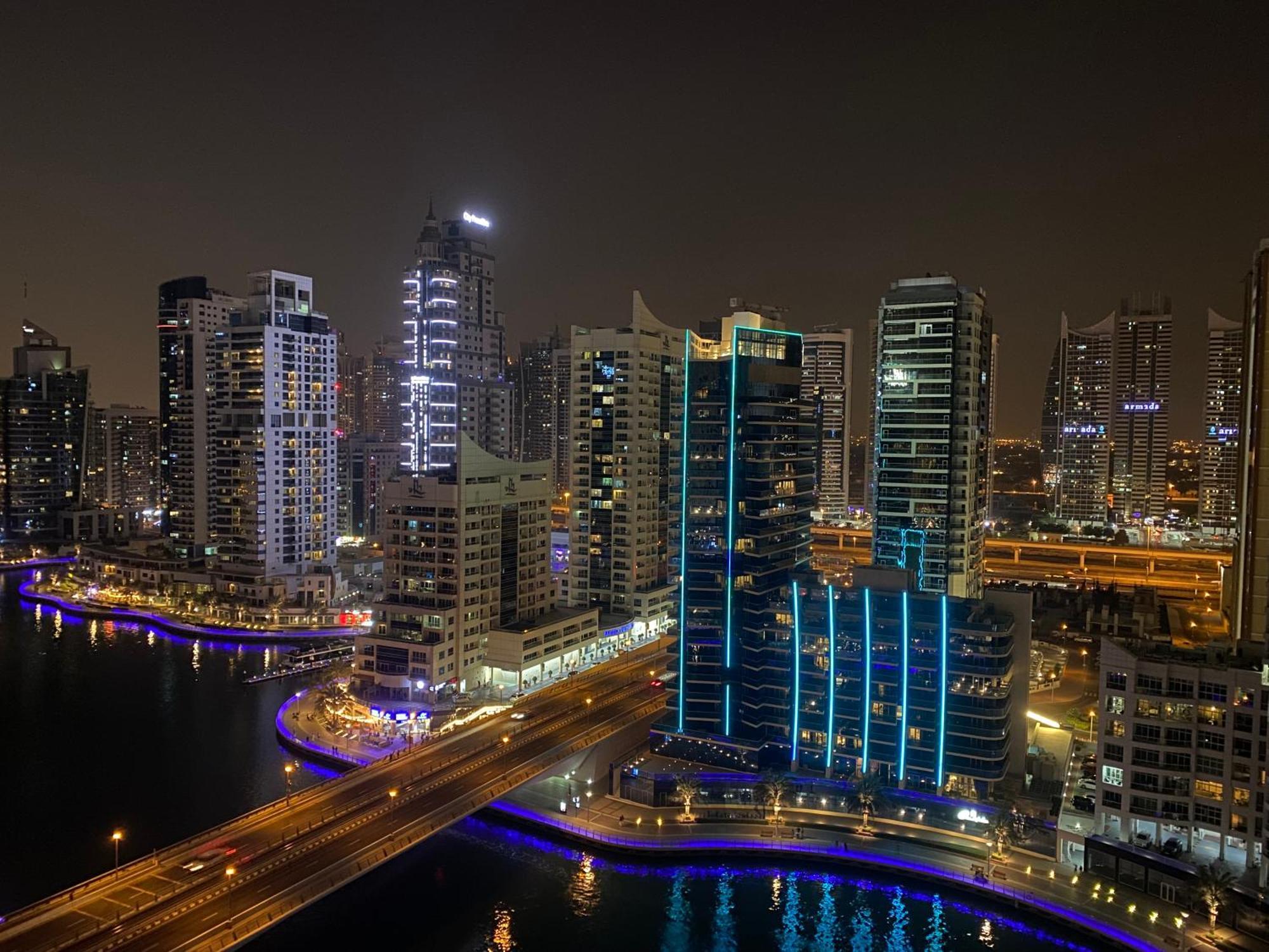 Walk To The Beach Or Enjoy The Amazing View From The Balcony Apartamento Dubai Exterior foto
